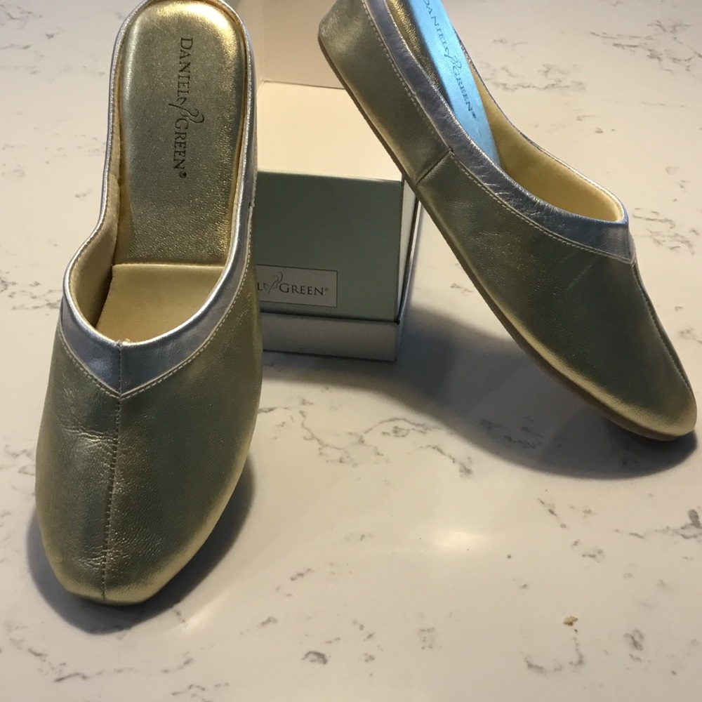 Daniel Green gold and silver slipper 9.5 N